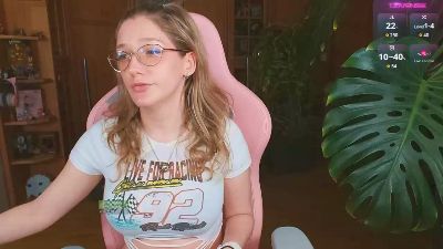 LunaNicole webcam model stream image