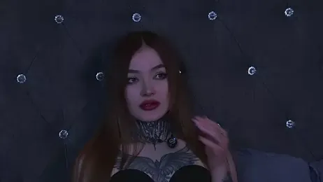 AriWild webcam model stream image