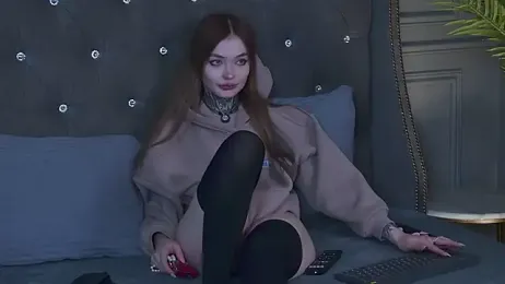 AriWild webcam model stream image