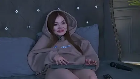 AriWild webcam model stream image