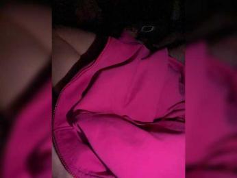 YuGoVi webcam bongacams model stream image