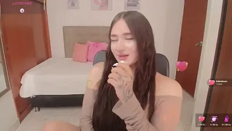 Miley_Baker webcam stripchat model stream image