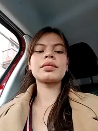 _Isabella-7 webcam model stream image