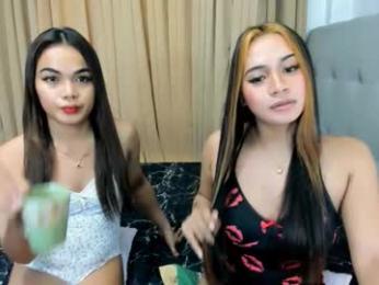 queen_arnie4utsxxx webcam chaturbate model stream image
