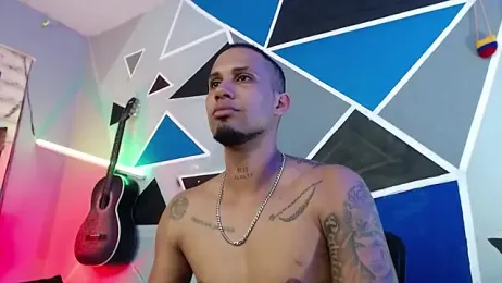 MagnusFrost webcam model stream image