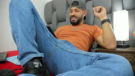 Thiagogomez webcam stripchat model stream image