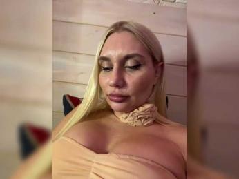 Tvoyasamka77 webcam model stream image