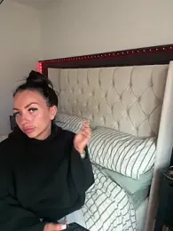 BELLABLACKXUK webcam model stream image