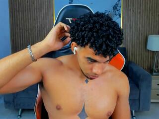 Zaiden Klein webcam model stream image