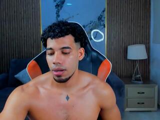 Zaiden Klein webcam model stream image