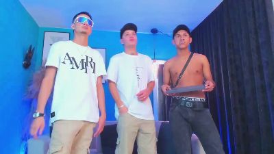 KINGOFHEAVENS_ webcam model stream image