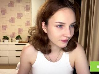 Carolyn Hesse webcam model stream image