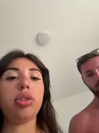 SilkyMira webcam model stream image