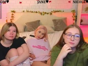 _ramune_ webcam model stream image