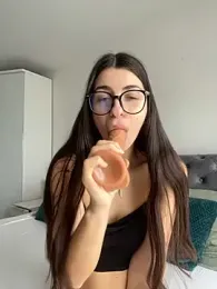 Wildberry_ webcam model stream image