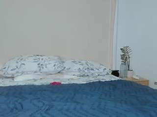 petiitstef webcam camsoda model stream image