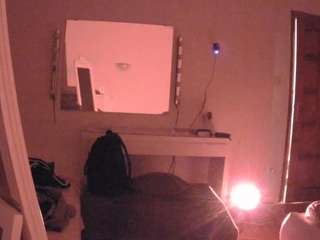 voyeurcam-julmodels-living-6 webcam model stream image