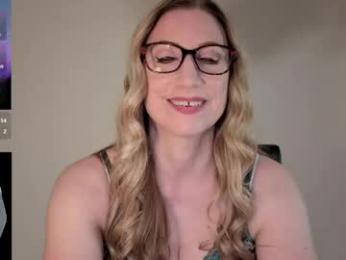 wynfreya webcam chaturbate model stream image