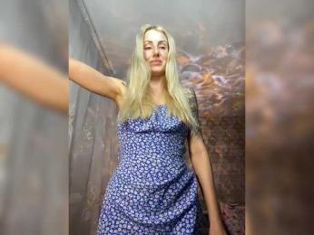 StreKoza webcam model stream image