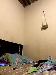 AlexaWarner webcam model stream image