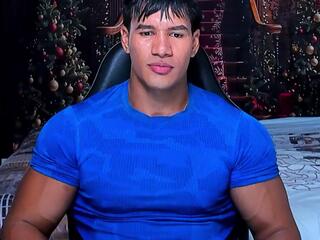 Cris Cruz webcam model stream image