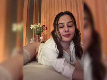 MoniClark webcam model stream image