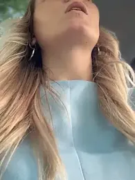 Crazy-Rosa webcam stripchat model stream image
