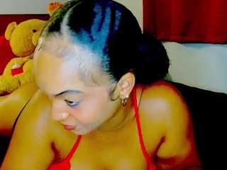 giatailor webcam model stream image