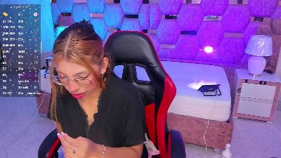 LunaAridi webcam cam4 model stream image