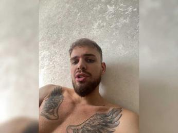 Traxalka666 webcam model stream image