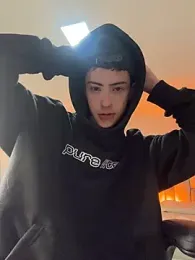 Sebastian_Reed webcam stripchat model stream image