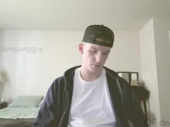 deeyungguy webcam chaturbate model stream image