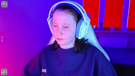 mon_lola webcam stripchat model stream image