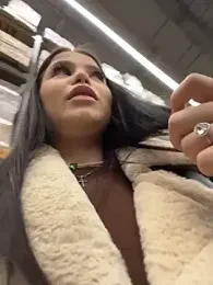 Kissy_Moon webcam model stream image