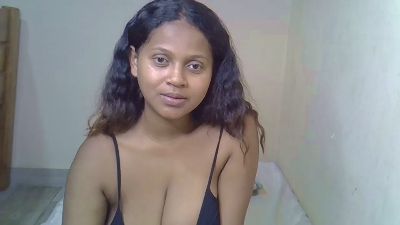 Rywanna webcam model stream image