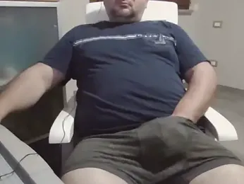 iron_boy80 webcam model stream image