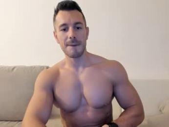 roberto4ever webcam chaturbate model stream image
