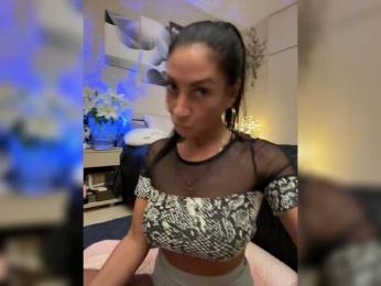 IrinkaGata webcam bongacams model stream image