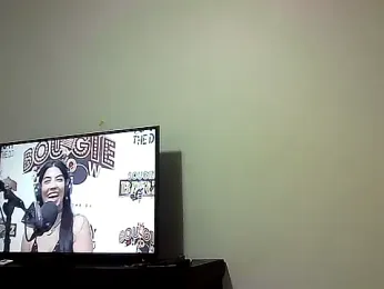 Yardie_bone webcam model stream image