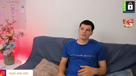 _Ottis_ webcam model stream image