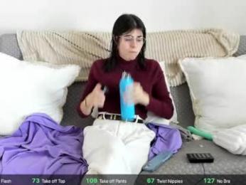 itschloelaurent webcam model stream image
