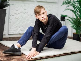 ErickDeen webcam livejasmin model stream image