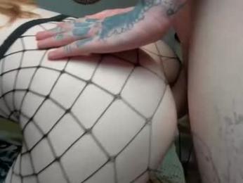 raveneusbiter webcam model stream image