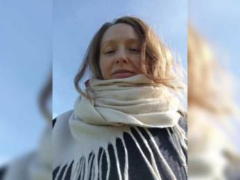 SaraJane webcam model stream image