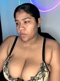 paola091 webcam stripchat model stream image