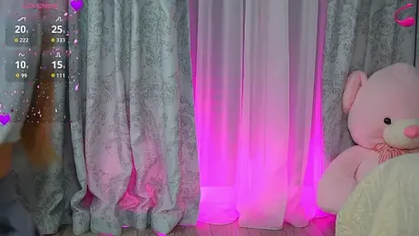 EvaSparks_ webcam model stream image