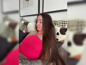 ChloeMeow webcam model stream image