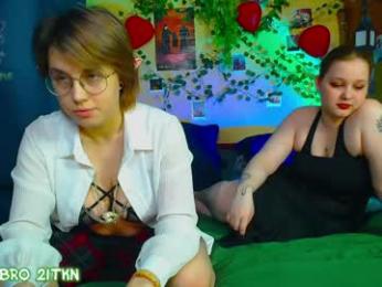 trickykitsune webcam model stream image