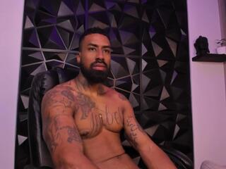 Ostin Daniels webcam model stream image