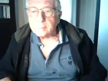 johnjohn622662 webcam stripchat model stream image